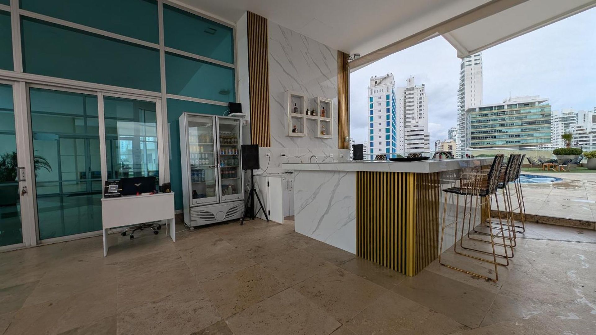 Apartamento Encantador Frente A La Playa *