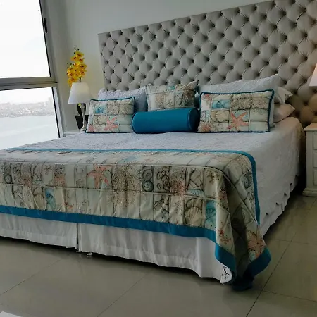Encantador Frente A La Playa Apartamento Cartagena