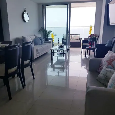 Apartamento Encantador Frente A La Playa Cartagena