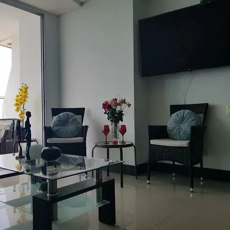 Apartamento Encantador Frente A La Playa