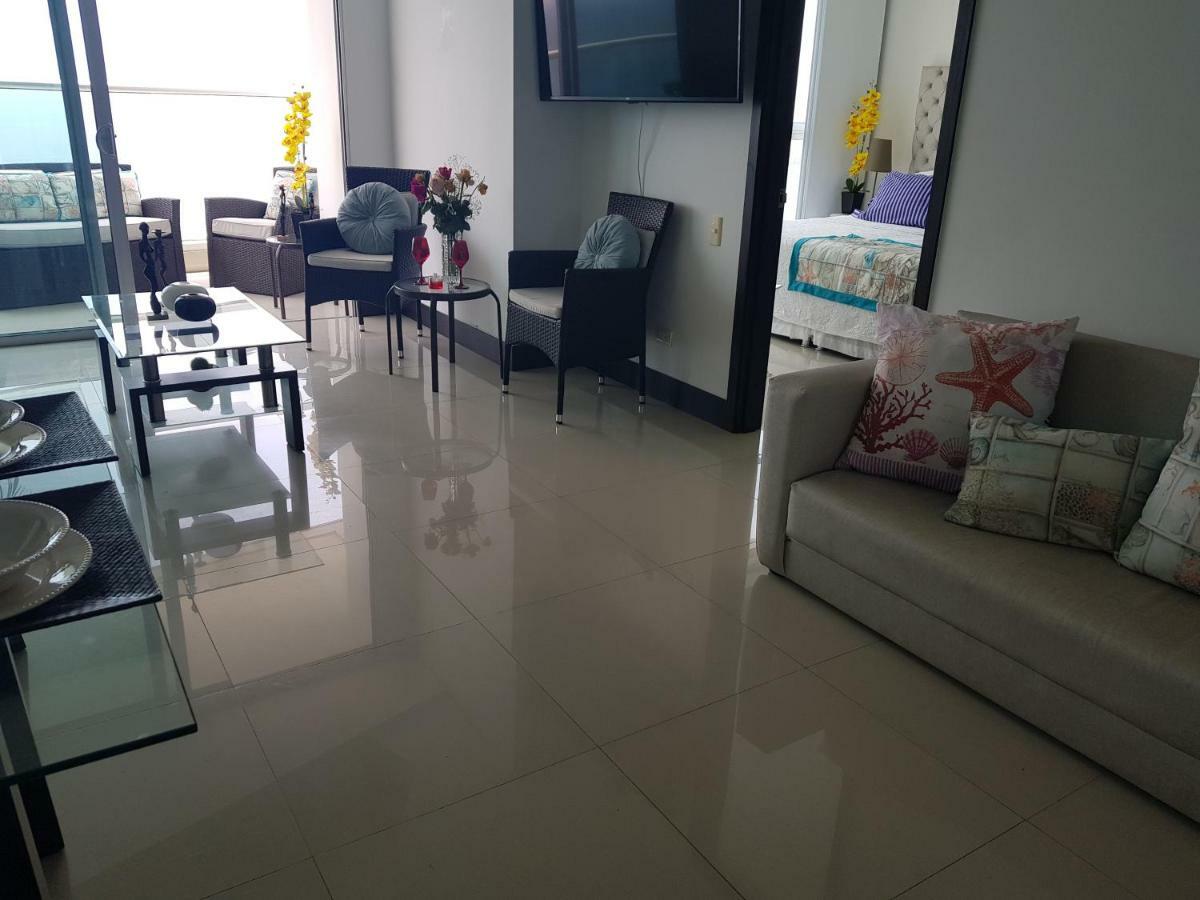 Apartamento Encantador Frente A La Playa *